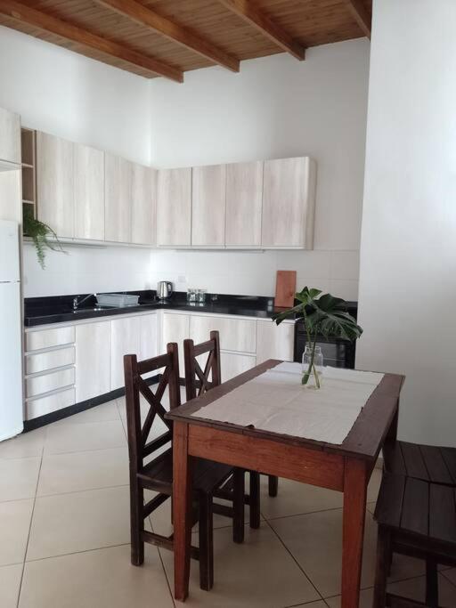 Casa Timbo: Un Abrazo Al Descanso * Puerto Iguazu